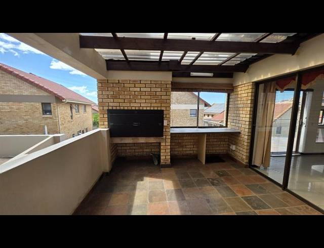 3 BEDROOM HOUSE FOR SALE IN SEEMEEU PARK